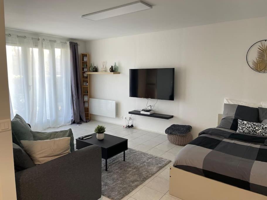 Appartement Cosy Proche Paris เลอบูร์เช ภายนอก รูปภาพ